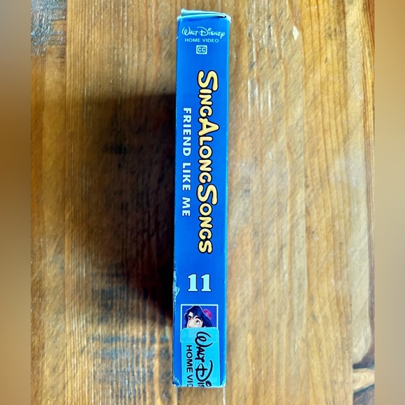 Disney’s Sing Along Songs-Aladdin “Friend Like Me” (VHS,1992) LIKE NEW - Picture 7 of 9